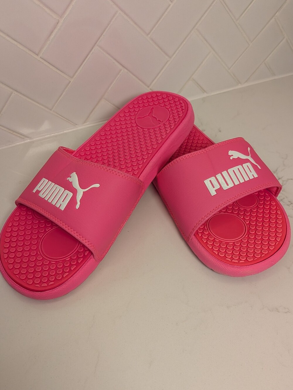 Barbiecore Women's Puma Pink Slide Sandals Size 10 Beach Pool Sporty